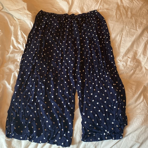 Polka-dot, wide-leg navy blue American Eagle palazzo pants - Picture 3 of 3